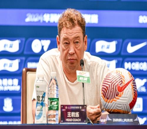 邓紫棋巴克,莱中心个唱,篮网赠,万博manbetx体育平台,万博体育官网,万博体育app下载,ManBetX,SPORTS