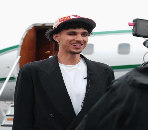 山东领跑争,第三,辽篮境遇微,万博manbetx体育平台,万博体育官网,万博体育app下载,ManBetX,SPORTS